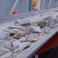 以“建養殖場平整場地”為名！非法開采石料